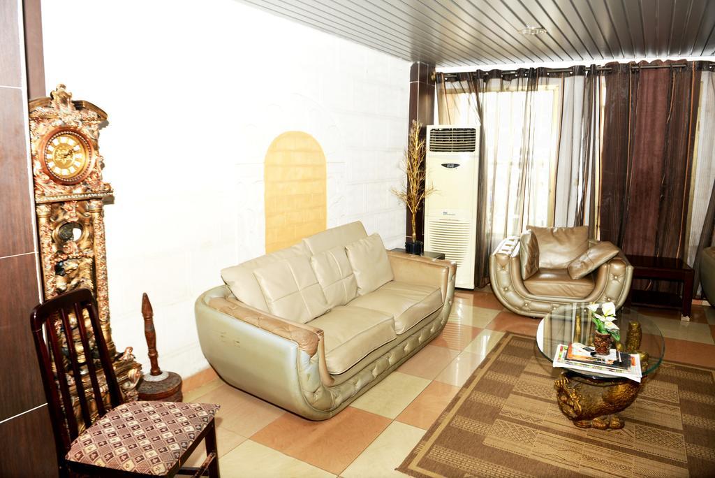 Paradise Hotel Ломе Экстерьер фото