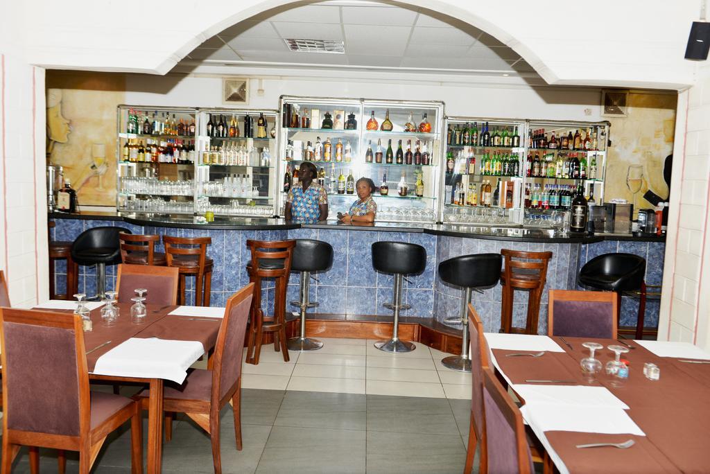 Paradise Hotel Ломе Экстерьер фото